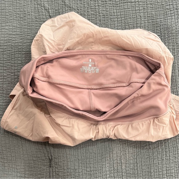 Bootheel Trading Co. by Sheryl Crow Athletic Shorts Size Medium - Picture 3 of 5